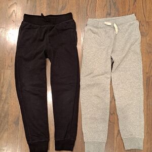 The Children's Place Black & Heather Gray Kids Jogger Pants